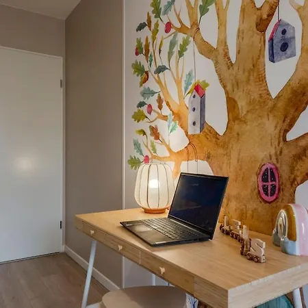 Sophos By Kleidos, 15 Min, 1 Lit King Size, Pour 6p Avec Parking * Bussy-Saint-Georges